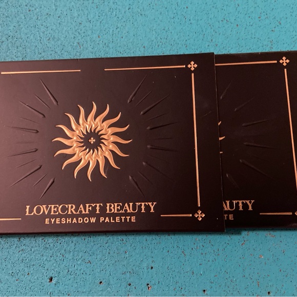 Lovecraft Beauty Eyeshadow Palette - Picture 2 of 5